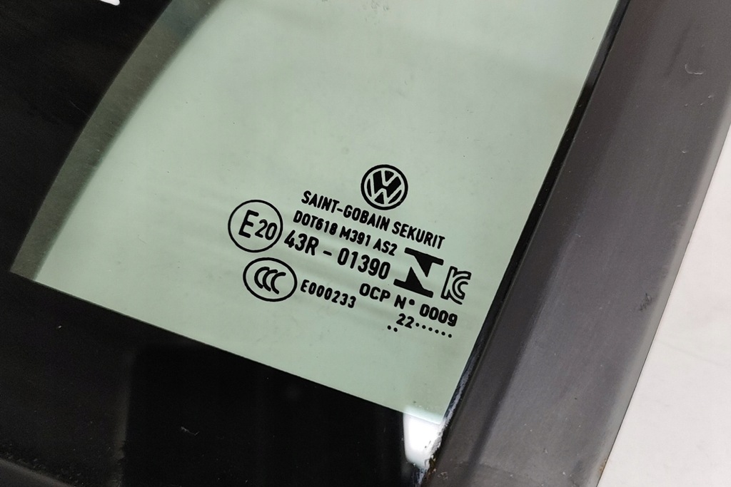 фото №7, Vw id.5 e39 передні ліва двері вікно трикутник 11a845113 електрика 220kw