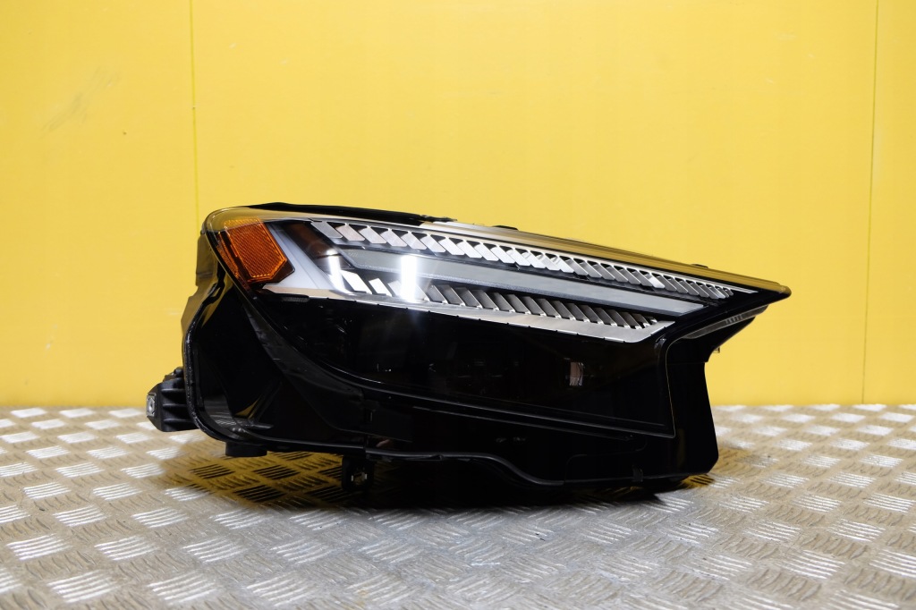 фото №1, Audi q4 e-tron 2021- фара лампа full led high правая usa