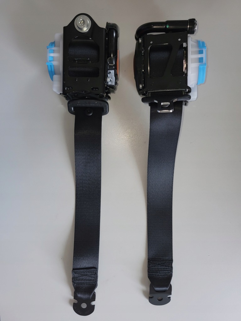 фото №1, Червоні ремені перед лівий правий pas w176 w117 w156 amg a45 cla45 оригінал