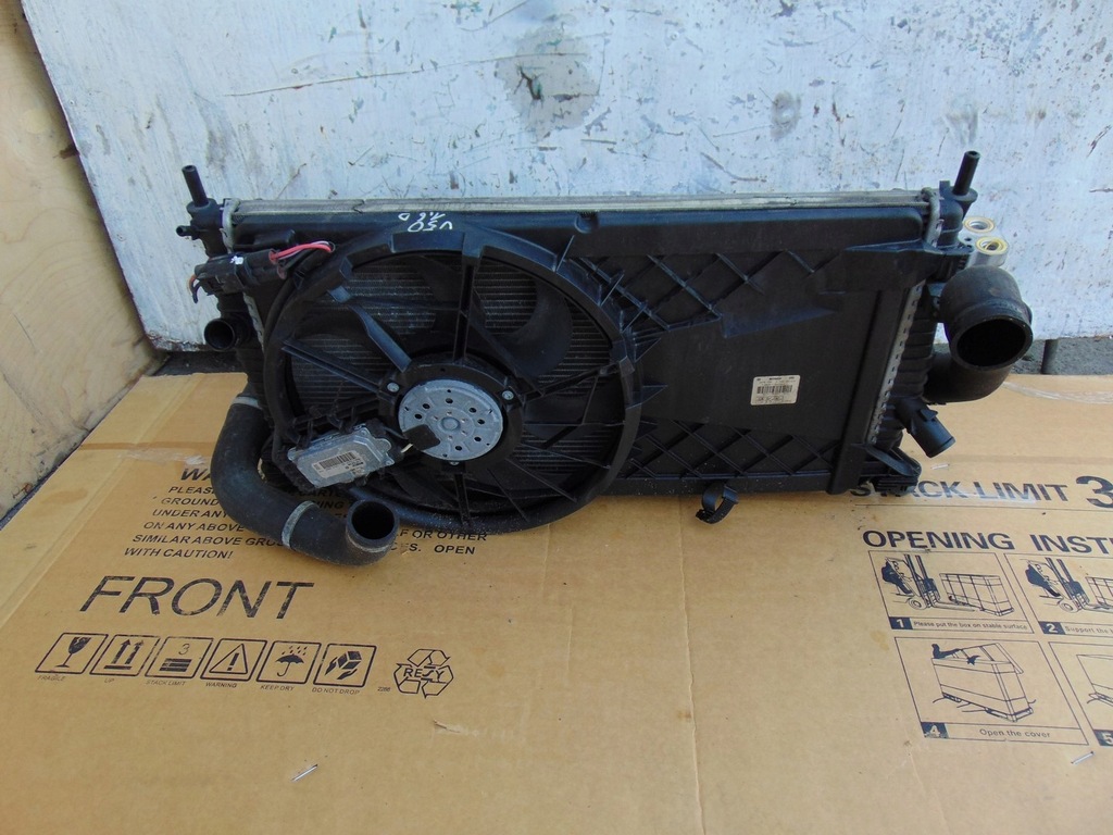 фото №9, Комплект радіатор вентилятор volvo v50 1 lift 1.6 d 3m5h-8c607-rh