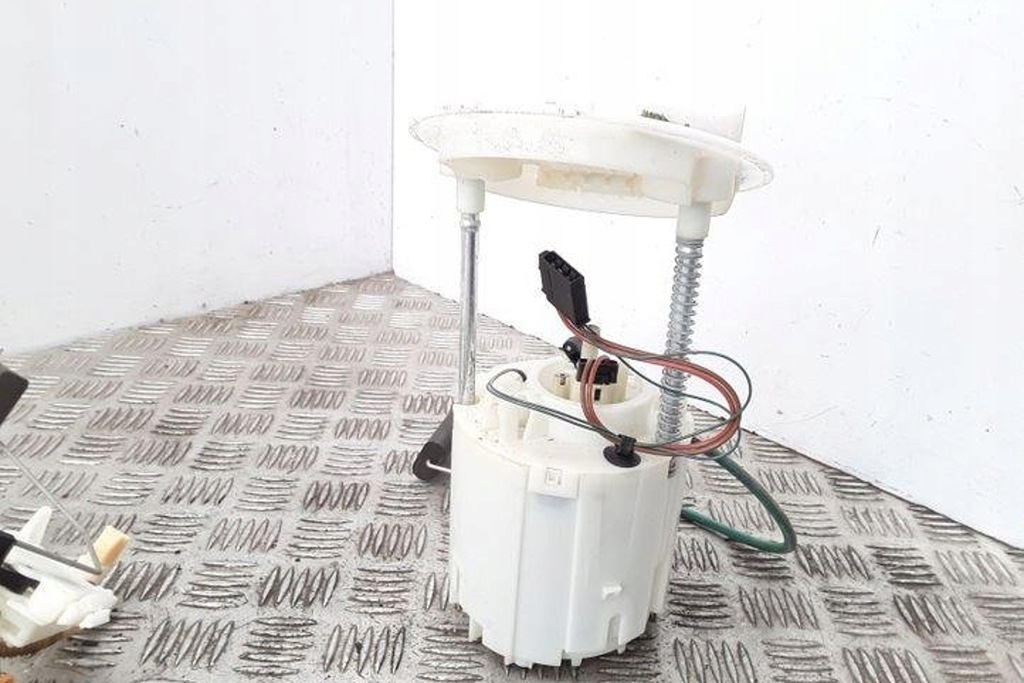 фото №10, Насос бака пального dodge charger 04581409ag 5.7l бензиновий 276kw 2015