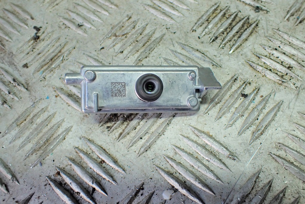 фото №1, Камера стекло поперечина движения ford f150 2021-