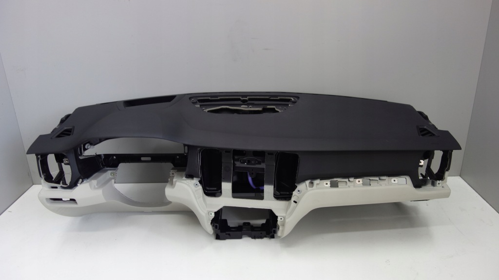 фото №1, Volvo s60 v60 приборная панель консоль оригинал