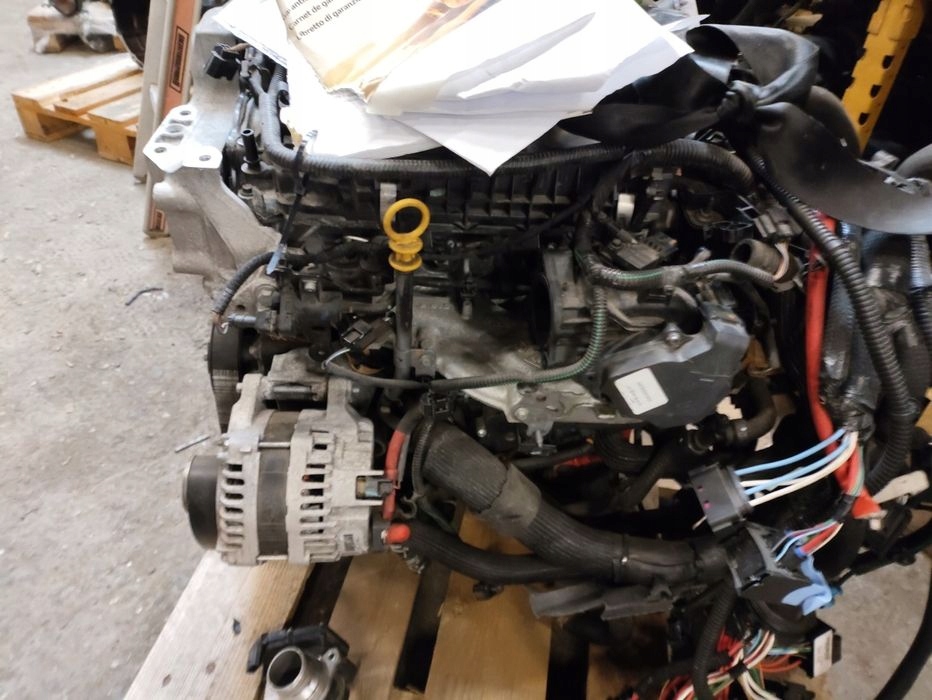 фото №2, Kompletny двигатель 1.6dci r9mh413 renault trafic iii niski пробег r9mh413