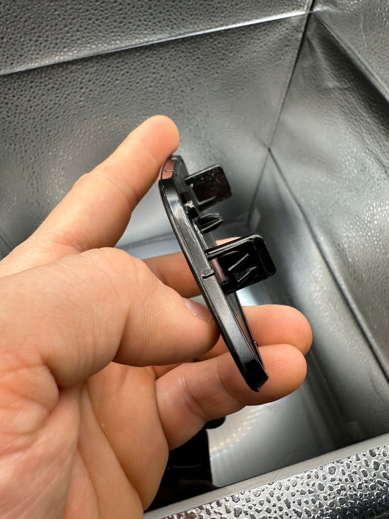 фото №14, Заглушка распылителя volvo xc60 2014-2017 цвета