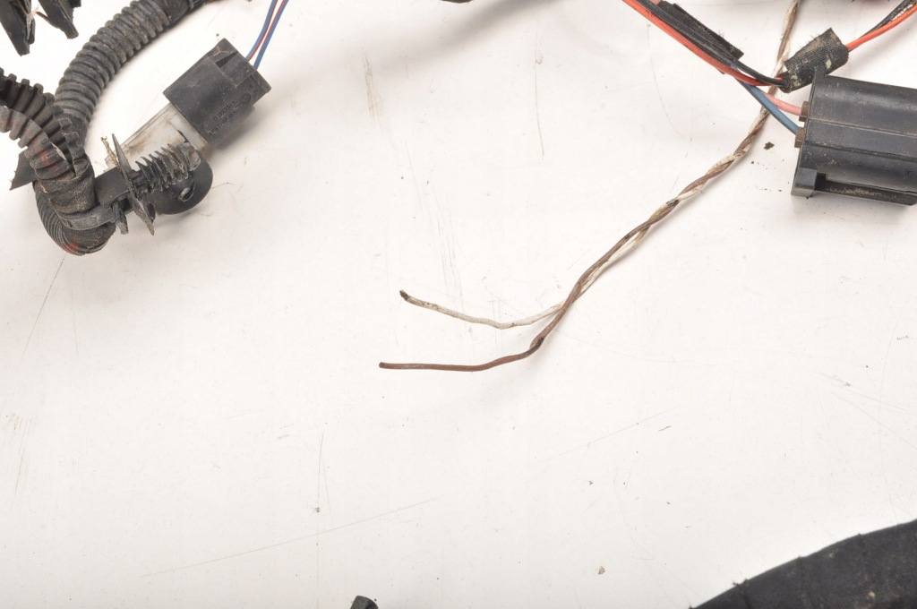 фото №8, Aston martin vantage жгут электропроводка электрическая ag33-14290-la