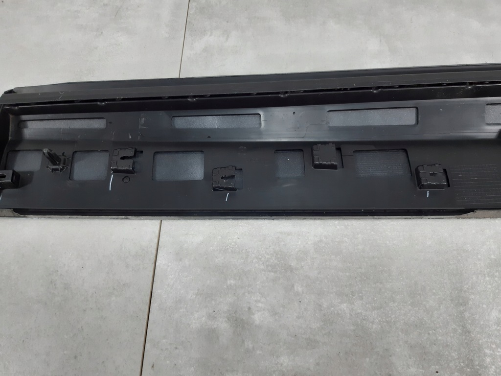 фото №3, Vw t-roc 2ga r-line молдинг дверь левый перед 2ga853719a