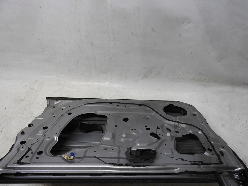 фото №5, Nissan x-trail t30 дверь правый перед ky0