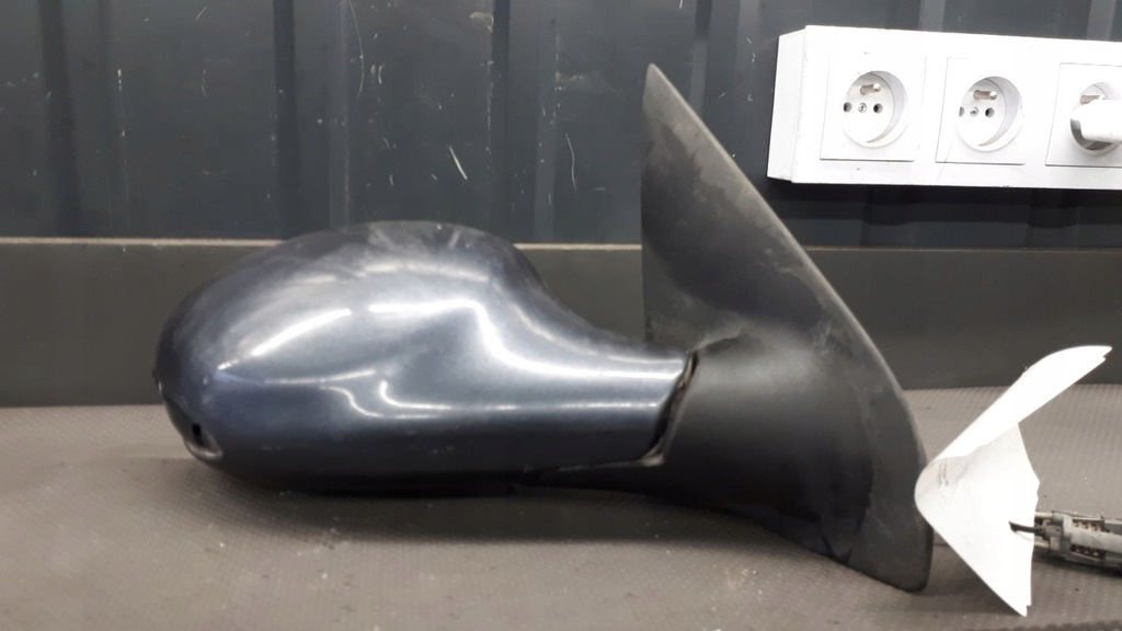 фото №1, Дзеркало праве lancia ypsilon механічний eu