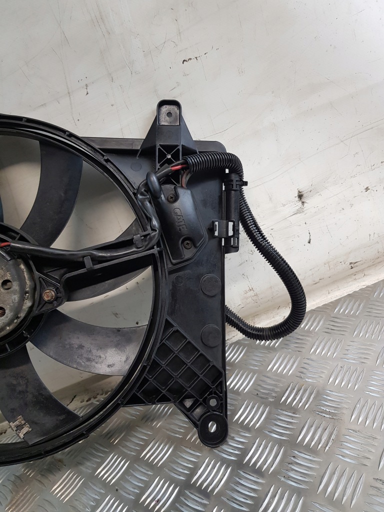 Вентилятор радиатора opel meriva a 1.7d 8240457 52406448 Доставка