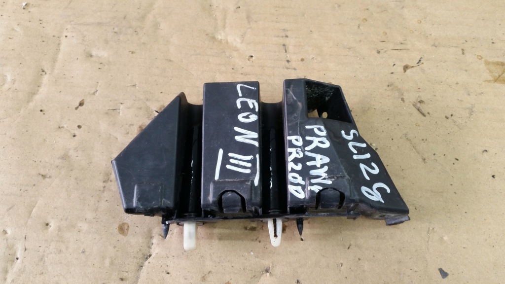 фото №1, Напрямна правий перед seat leon iii