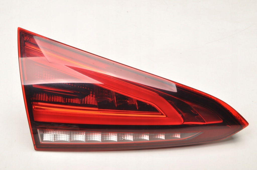 фото №1, Mercedes w177 лампа ліва задня w кришка a1779061900