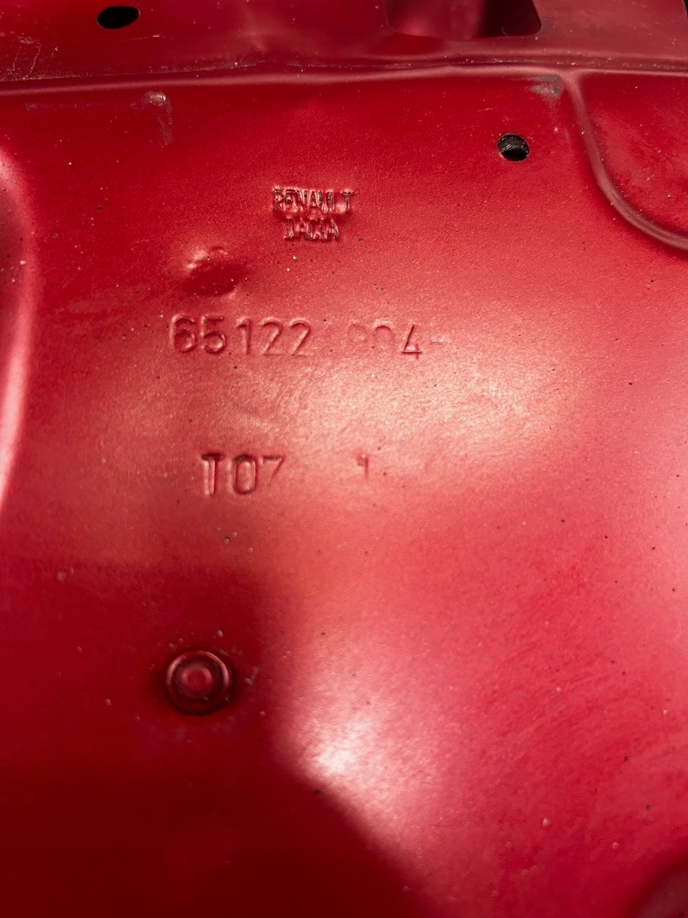 фото №12, Dacia sandero iii 3 stepway jogger 2020 - капот кришка двигуна