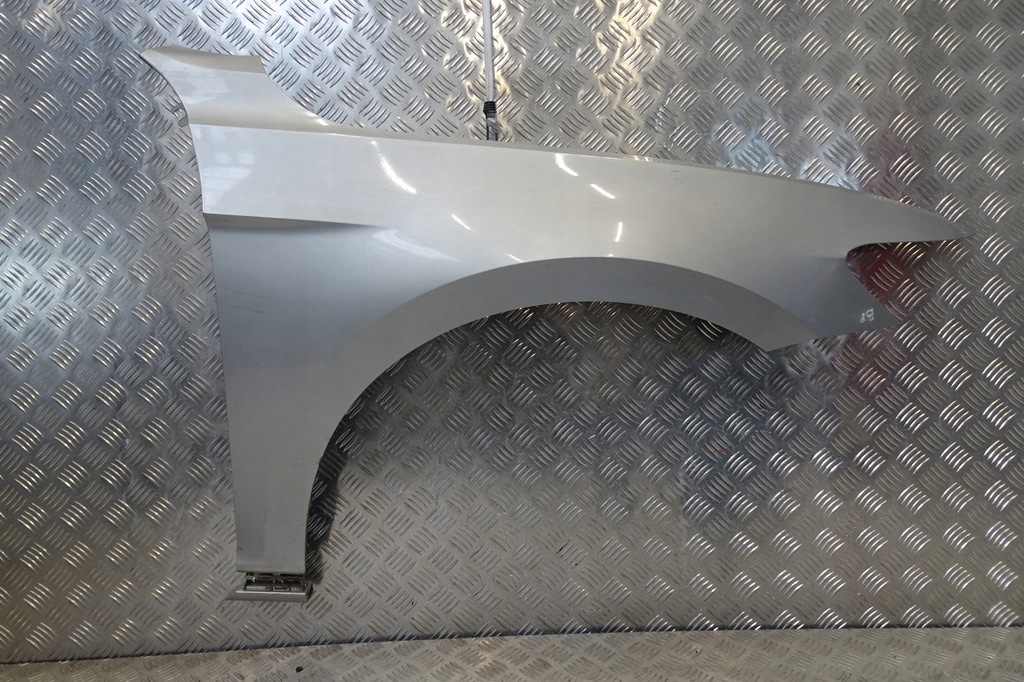 фото №1, Vw passat b8 - крыло правый