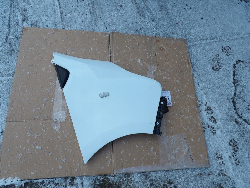 фото №1, Правый передний крыло dv369 renault trafic iii 3