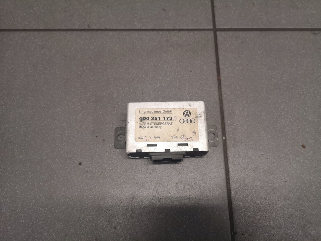 фото №1, Модуль сигнализация audi a8 d2 4d0951173