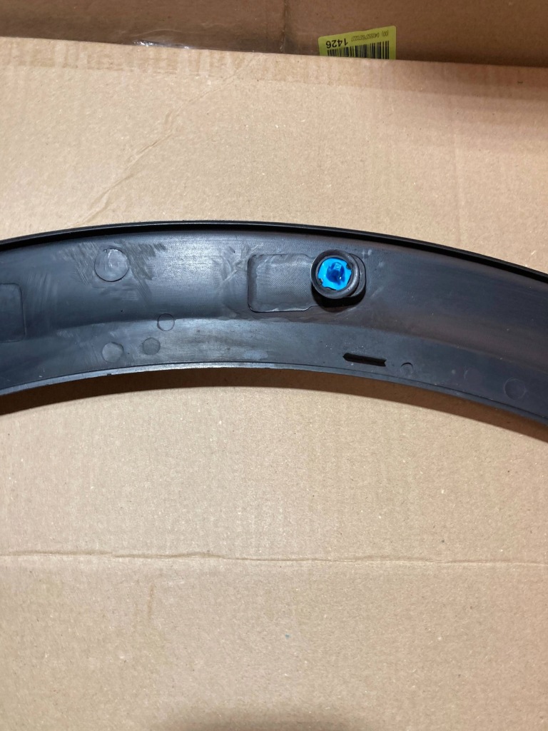 Fiat 500x 14- молдинг крыла левая перед orygi. Оригинал