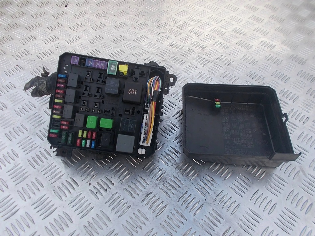 фото №7, Mitsubishi asx корпус коробка запобіжників 1.8 did 2011-