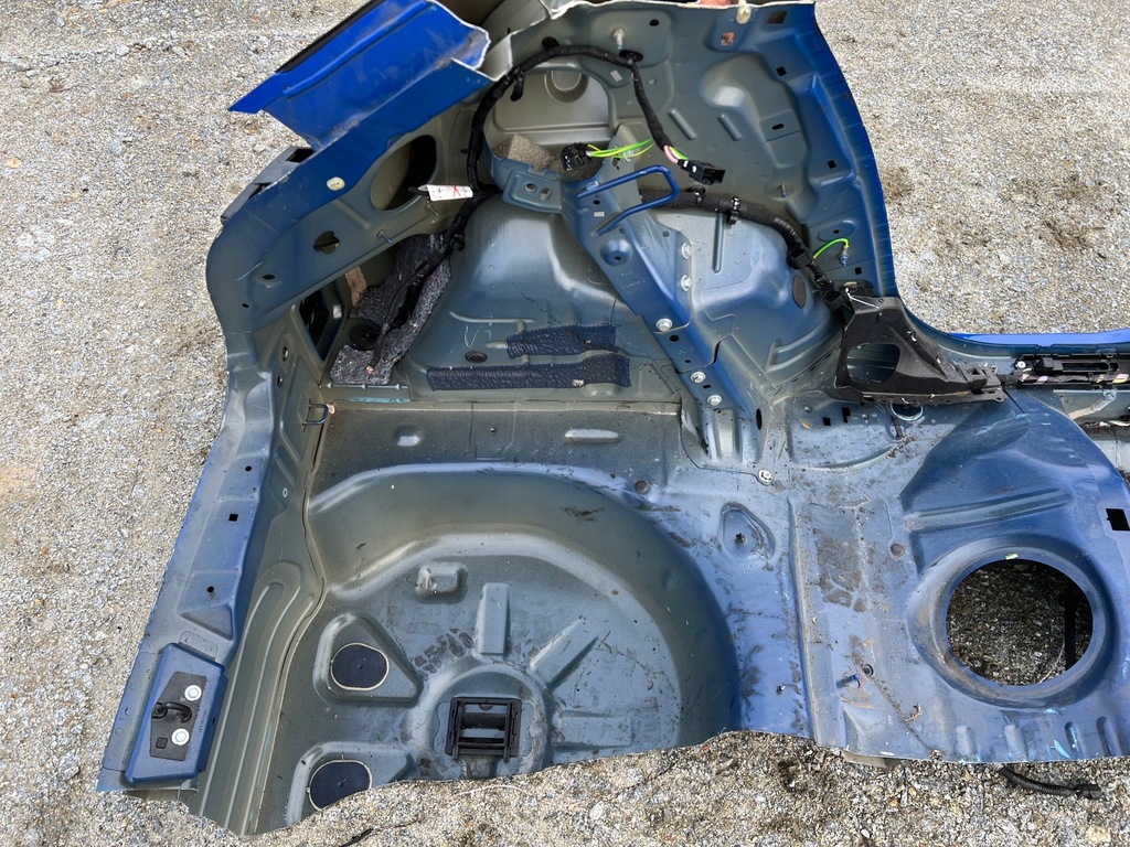 фото №11, Четверть левый задняя крыло левый задняя блок двигателя левый opel corsa f