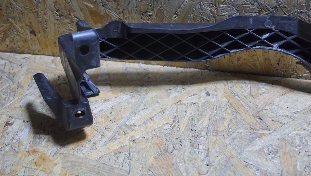 фото №10, Напрямна кронштейн лампи лівий перед subaru wrx 14-