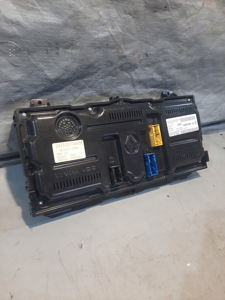 Счетчик приборы renault premium 450 07r оригинальный номер 7420977592-01 Доставка