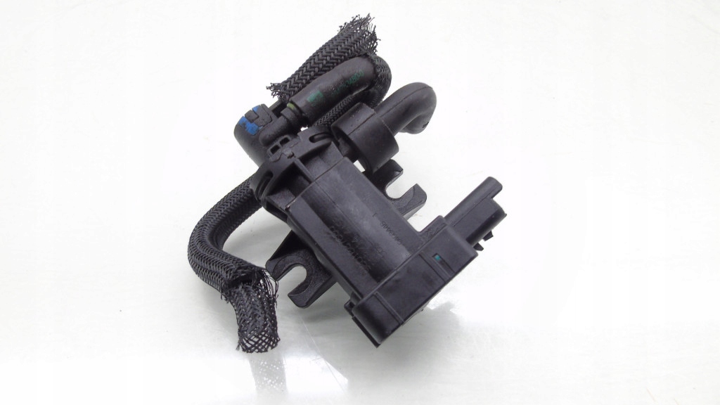 фото №1, Citroen c4 cactus 1.6 blue hdi клапан вакуумa 9801887680