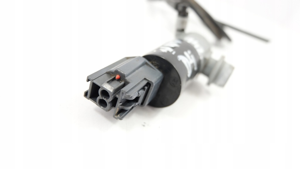 фото №3, Volvo v40 ii помпа омывателя