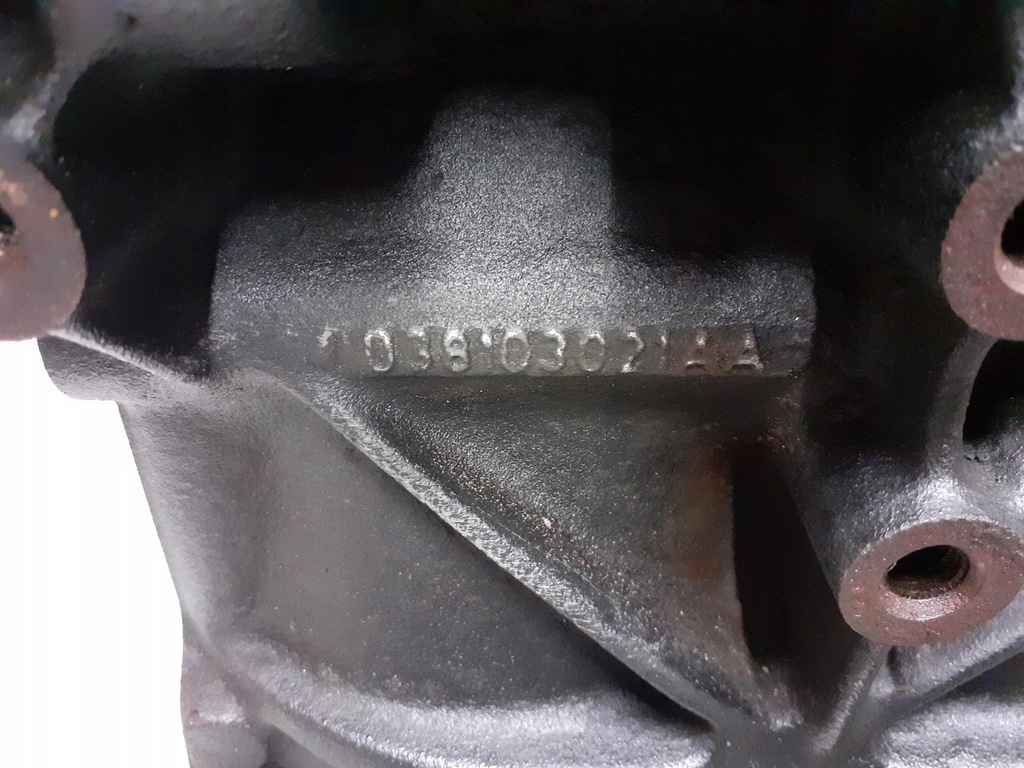 фото №13, Блок двигуна awx vw passat b5 1.9 tdi 038103021aa