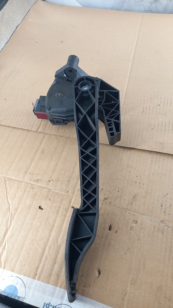 фото №3, Потенциометр газа opel corsa c 01r hb