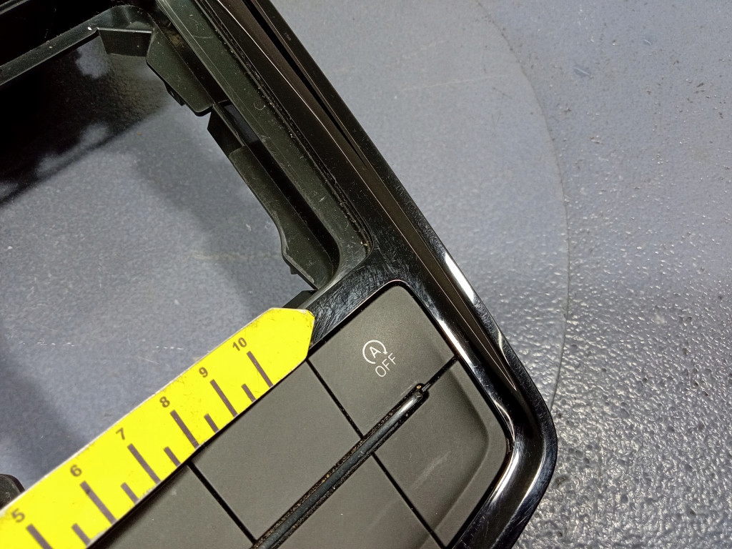 Skoda scala молдинг рамка панель тунель середнього 655863212a Київ