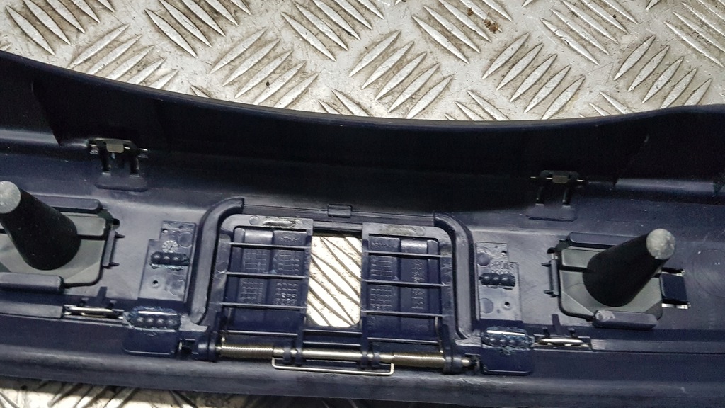 фото №10, Audi a4 b6 захист замка задня багажника kombi 8e9864483