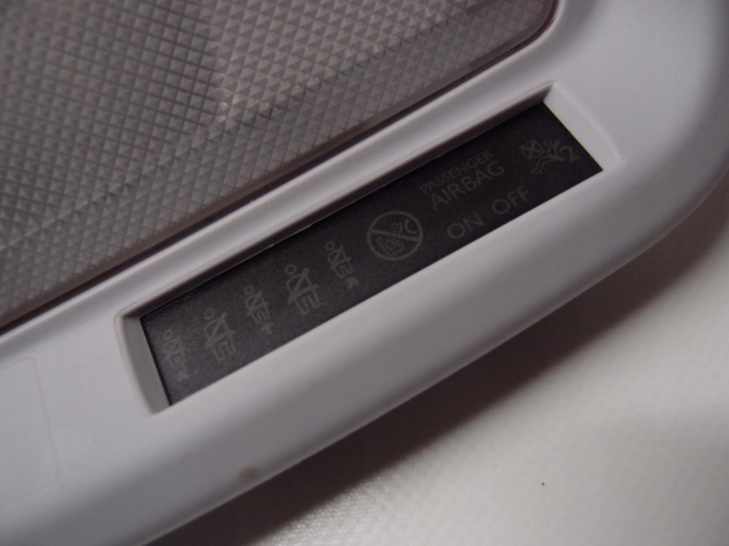 фото №5, Лампа потолочный opel crossland 39194309