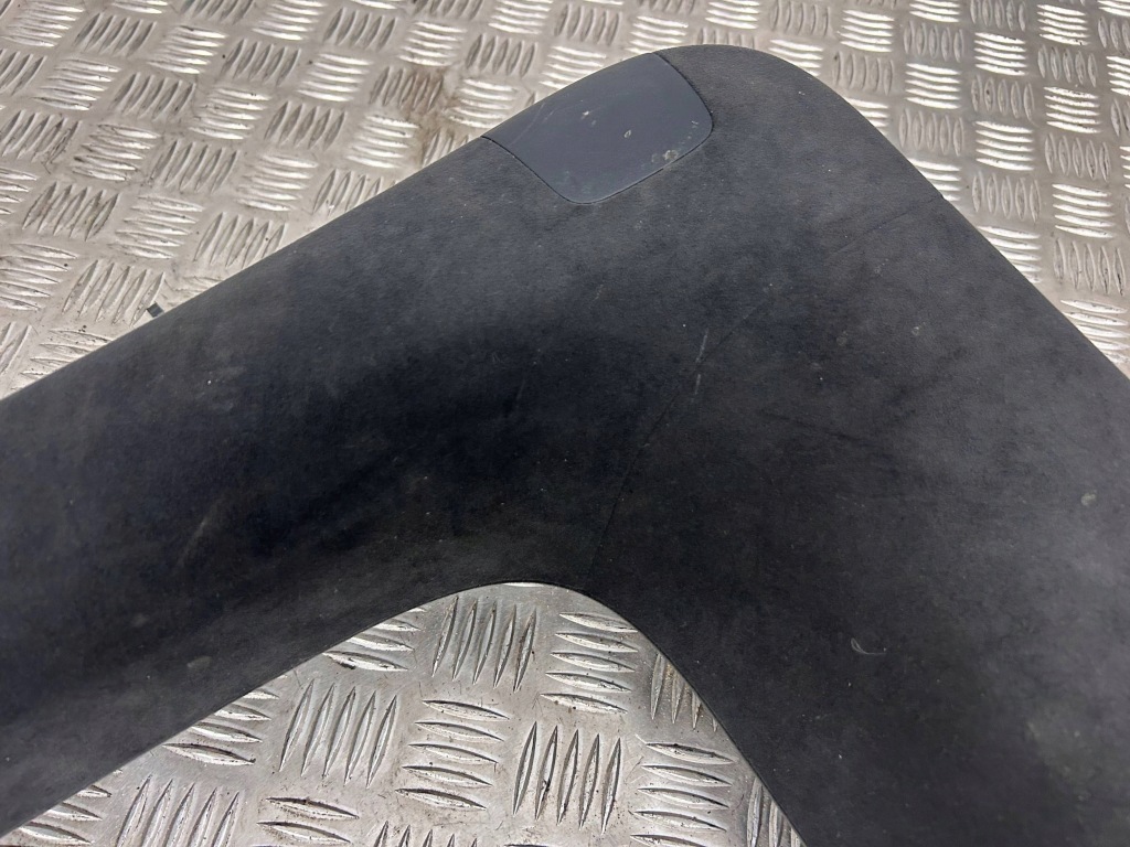 Другая часть салона tesla model x 105155404f в Украине