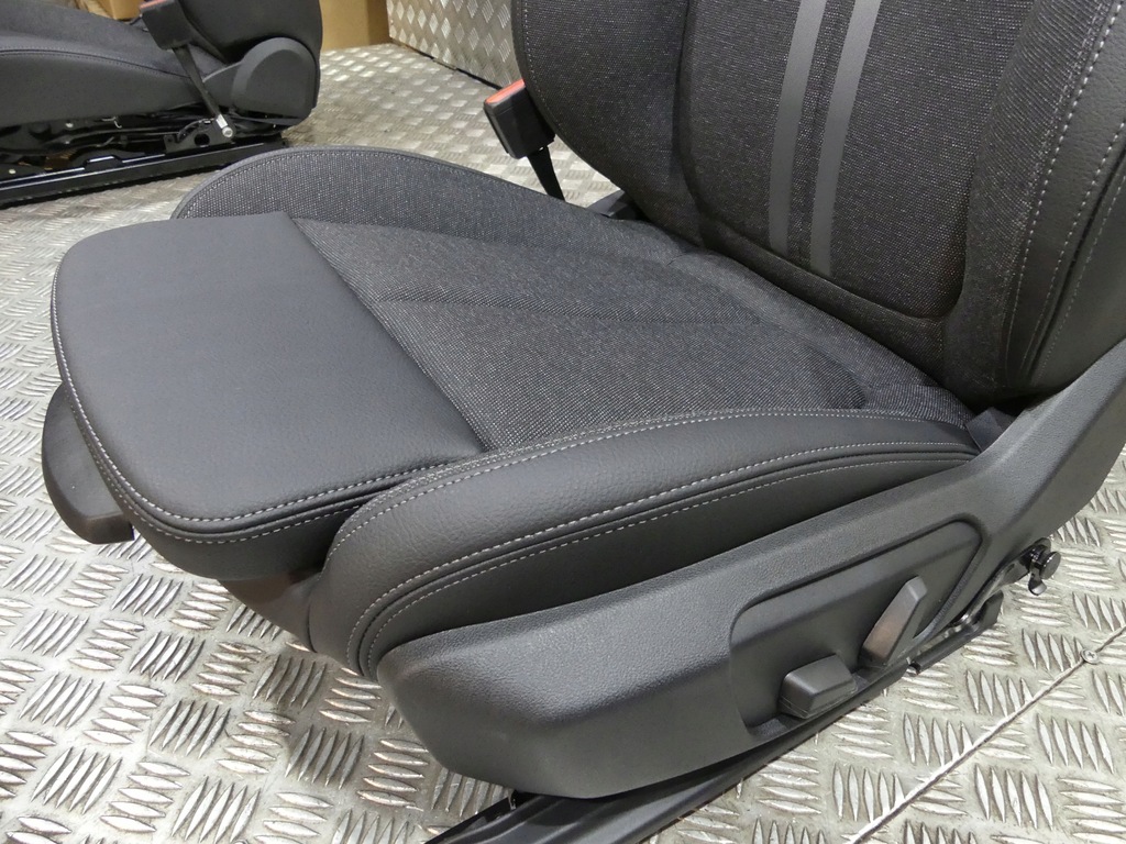 фото №9, Bmw 1 f40 rhd sport оббивка сидіння заднє сидіння тунель обшивки sensatec антрацит