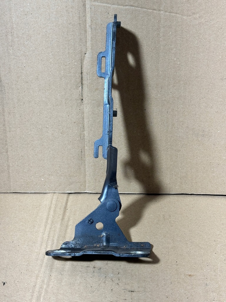 фото №1, Петля капот правый citroen c5 iii x7 9682530480