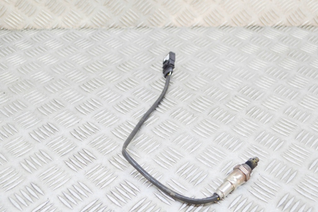 фото №5, Audi q8 датчик лямбда-зонд 8w0906265ae 3.0 гибрид 210kw 2021 5pin