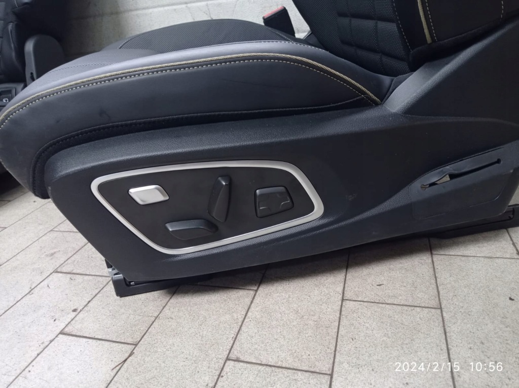 Сидіння заднє сидіння обшивки комплект renault austral шкіра стан b.dobry jak нове Недорого