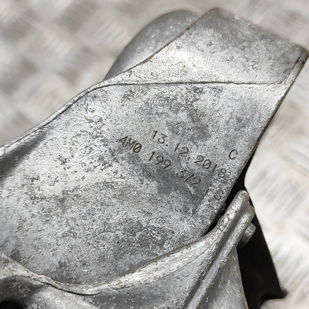 фото №7, Audi a6 s6 c8 4k 2019 права сторона кронштейн / кронштейн двигуна