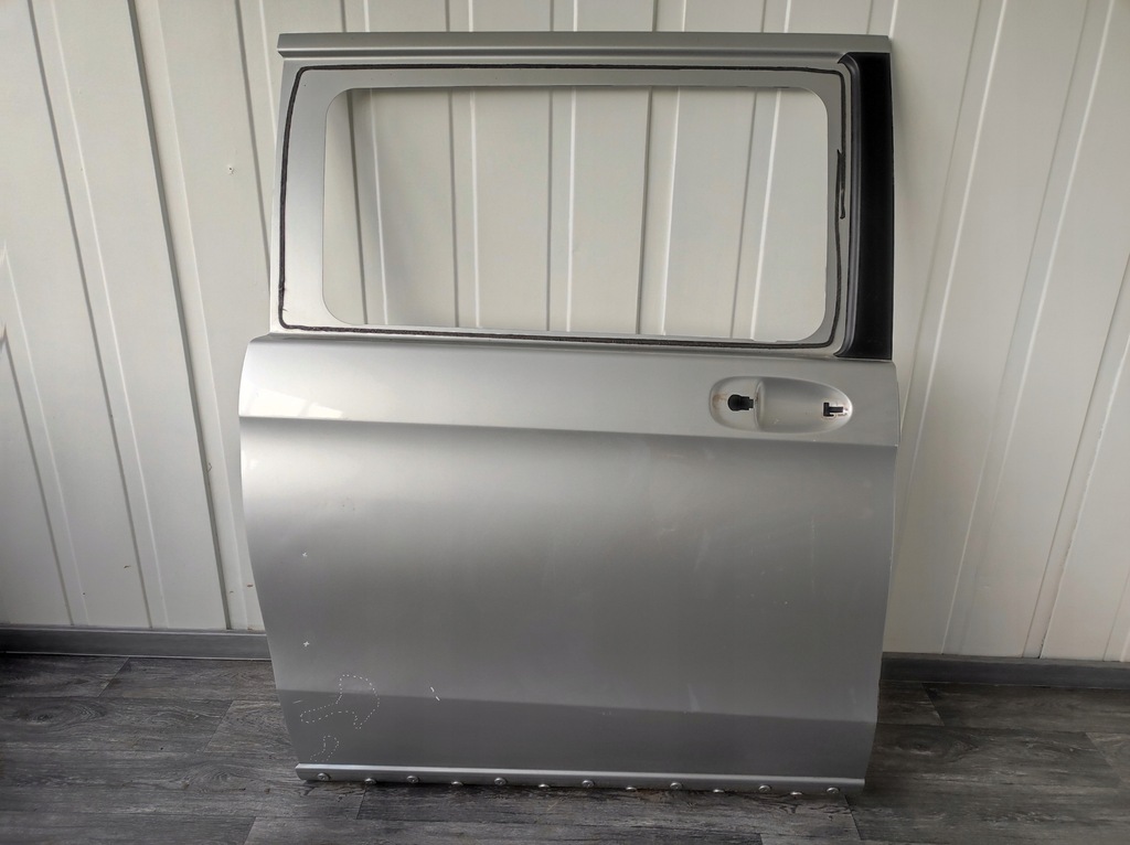 фото №1, Дверь mercedes v-klasa amg bok правый сдвижные