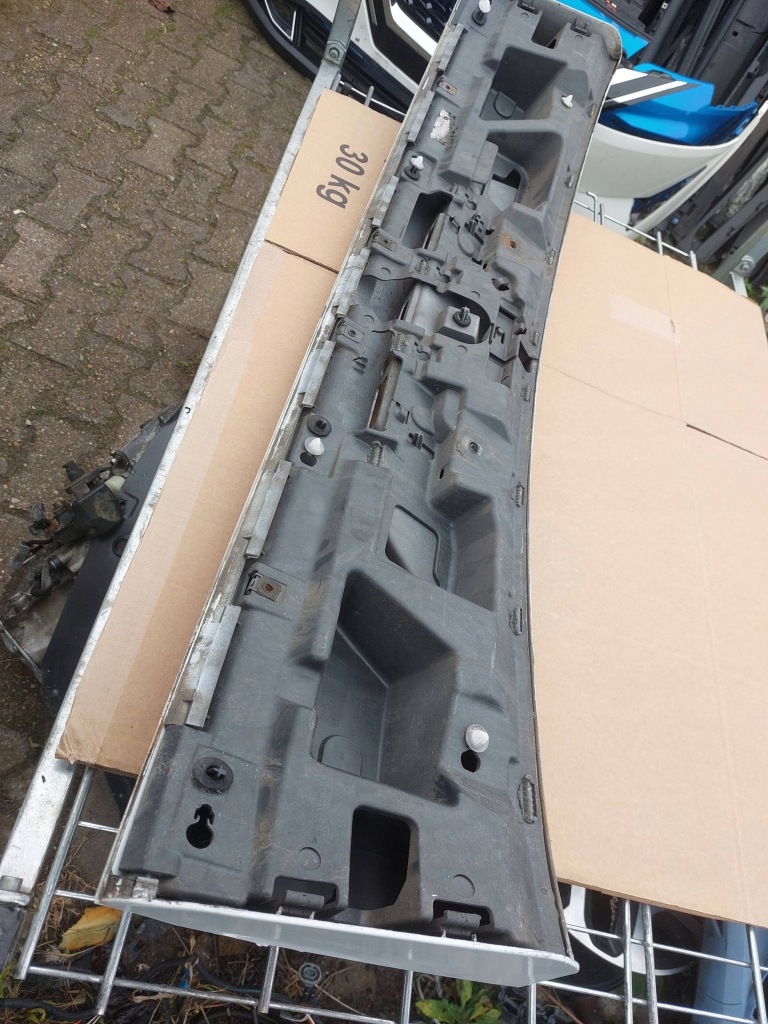 фото №9, Накладка крышки багажника задняя renault megane iii kombi