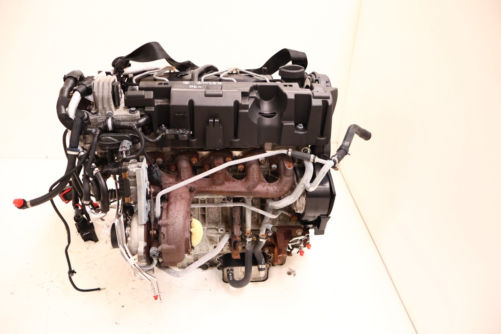 фото №1, Volvo v70 двигатель d5244t