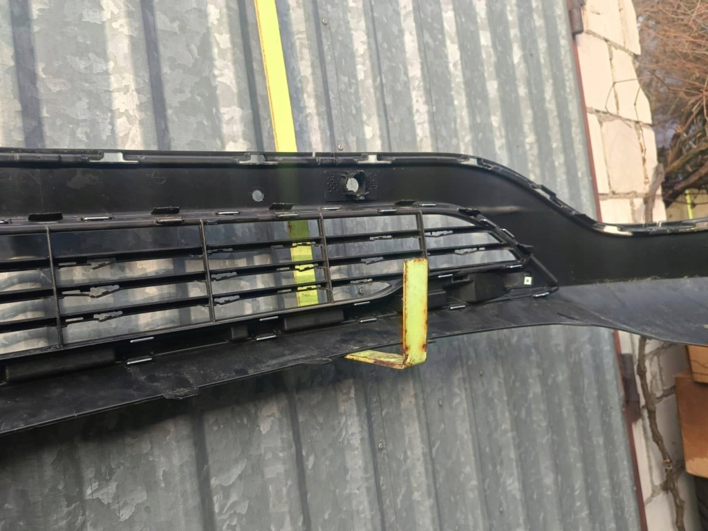 Бампер передній перед спойлер накладка решітка радіатора хром mercedes w243 eqb Київ