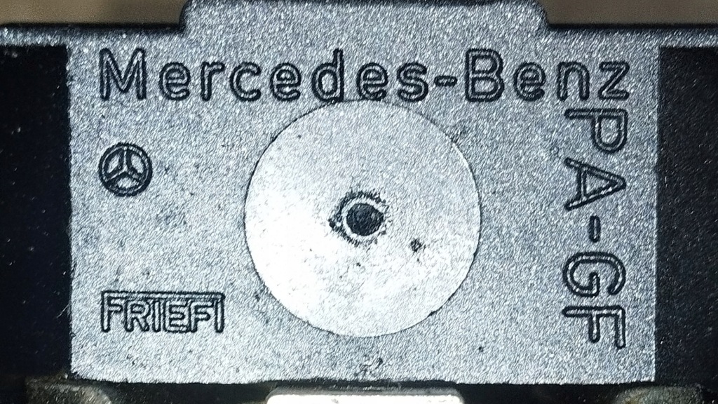 Mercedes w140 c140 cl coupe 98r ограничитель отбойник дверь левых anglik rhd в Украине