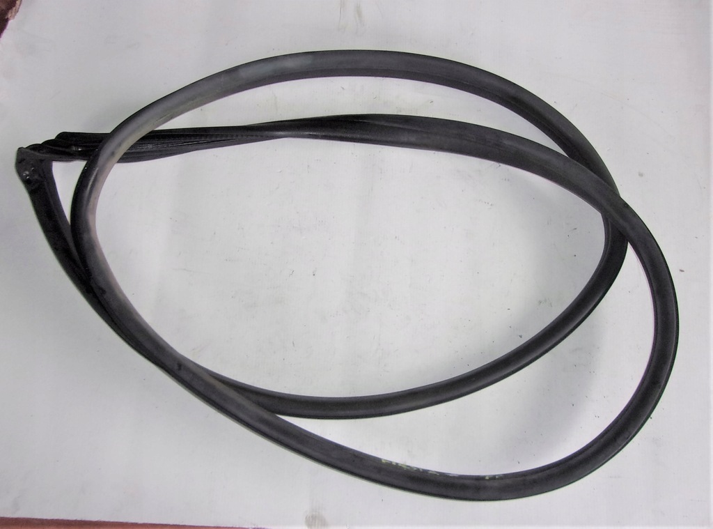 фото №1, Fiesta mk7 прокладка двері перед права