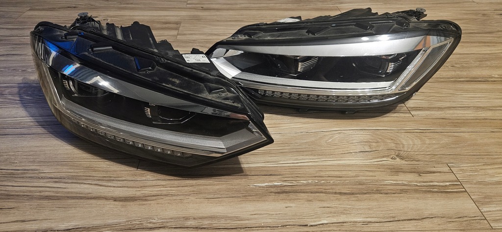 фото №1, Лампа ліва права vw touran 5ta full led комплект повний