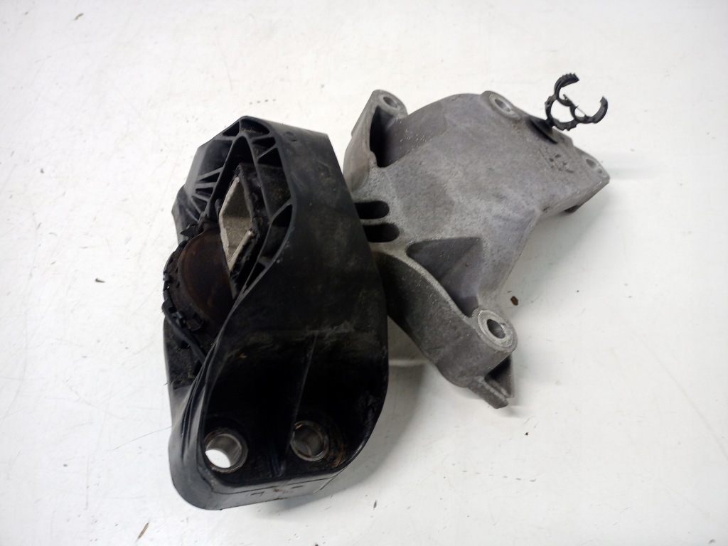 Купить Подушка кронштейн двигателя renault arkana 1.3 tce 112329335r