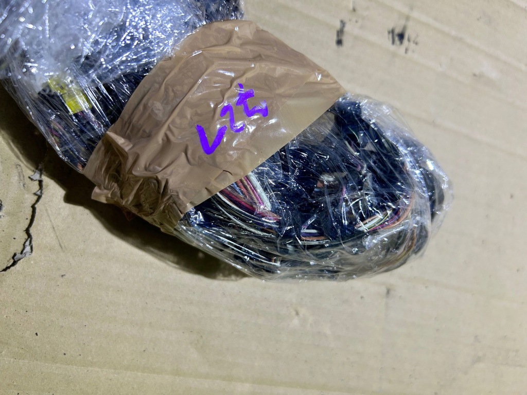 Джгут двері ліва лівий перед mercedes r klasa w251 a2514401409 в Україні