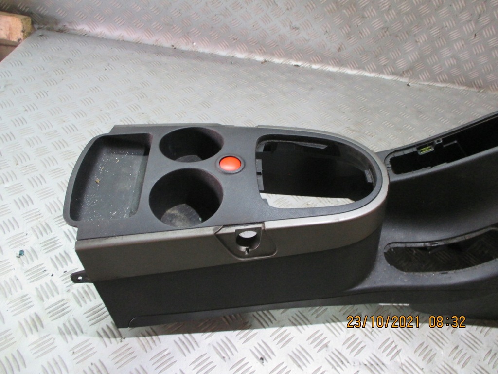 фото №6, Подлокотник туннель средний seat altea 04- toledo