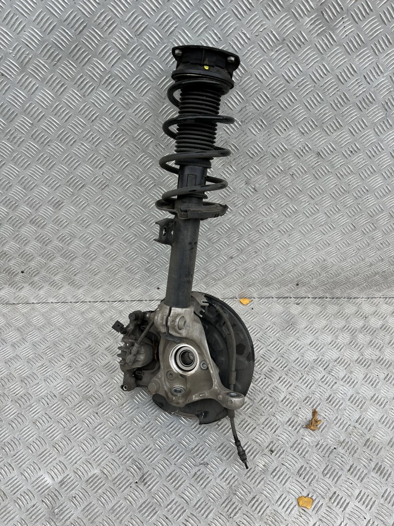 фото №2, Mcperson поворотний кулак перед права cupra formentor 20-