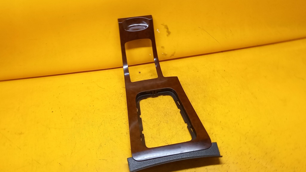 фото №1, Рамка консолі домкрата peugeot 407 9647822077 drewn